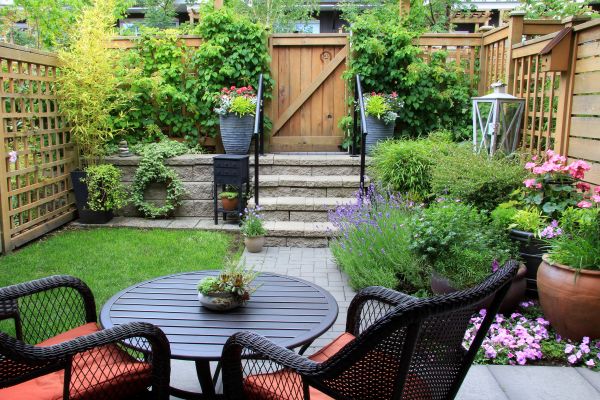 Small Yard Landscaping in Flagstaff