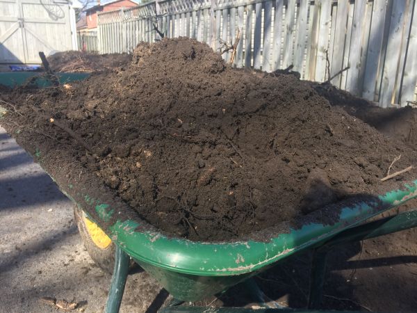 Residential Dirt Delivery in Flagstaff